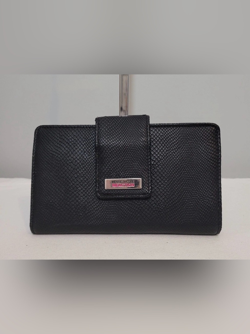 Kenneth Cole Reaction Black Faux Leather Zip-Around Organizer Clutch Wallet